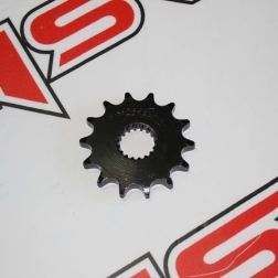 GN 044D - SUZUKI GN 125-RKS 150 TİTANİK ZİNCİR ÖN DİŞLİ